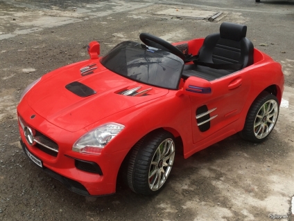 Bán xe hơi điện trẻ con mới mua- new 99%- 1tr5 giảm còn 1tr3- TPHCM