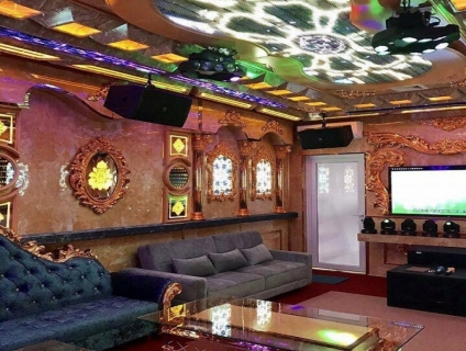 Tuyển Gấp Nhân Viện Nữ Phục Vụ Karaoke Cafe