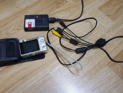 Bán máy ảnh Sony DSC- W120 like new