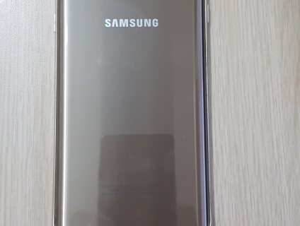 Cần Bán : Galaxy Note 5 - chính hãng - Vàng đồng - mới 97%