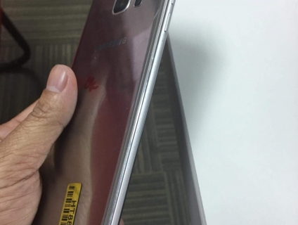 S7 edge Han màu bac 98% full ap suât