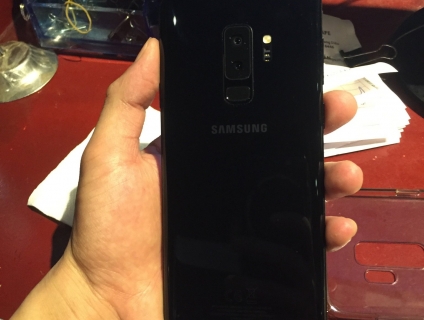 SS S9 plus màu đen 128G, vừa hết bh, hàng chính hãng ss vn 2 sim...