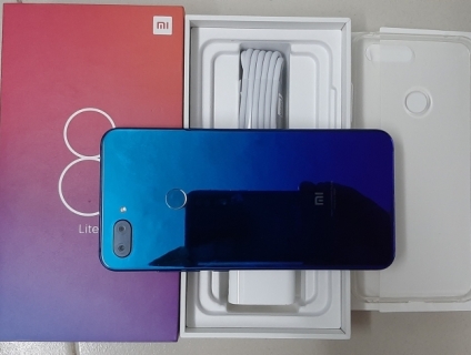 Mi8 lite xanh 4/64g fullbox bh