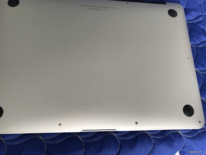 Cần bán Macbook Air 13 Inch 2015 I7 8GB 256SSD Nhập Mỹ