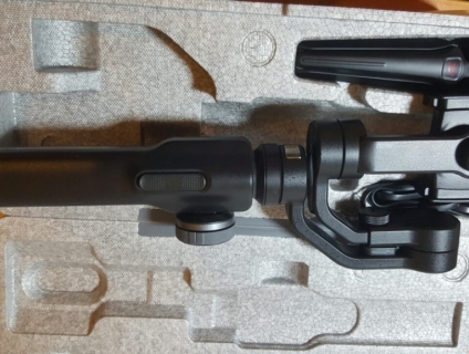 Dư dùng cần bán Gimbal Smooth 4 đẹp 99% BH 6 tháng hãng