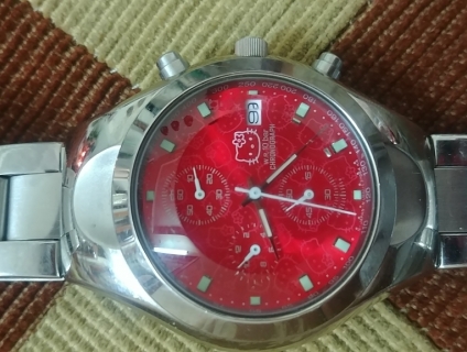 Đồng hồ hellokitty kỷ niệm