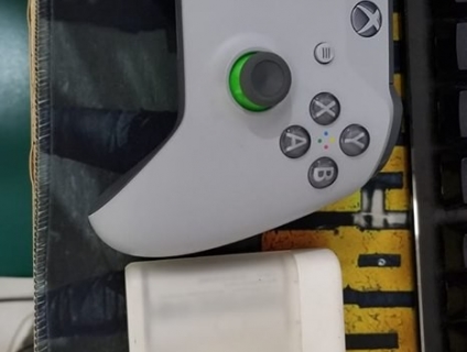 Cần bán tay xbox one s grey green fullbox