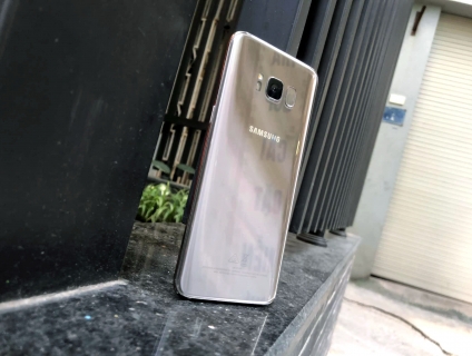 Điện thoại samsung Galaxy S8 - Likenew qua sử dụng zin 100% tăng sạc