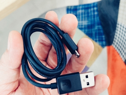 5 Cọng cáp micro USB chính hãng LG .. End 22h59 -22/8/2019