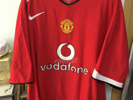 Bộ sưu tập áo đá banh chính hãng cần chia sẽ cho AE cùng đam mê. HOT!