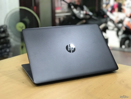 HP WORKSTATION: HP ZBOOK STUDIO 15G3: Intel Xeon E3-1505/16GB/512GB/4K