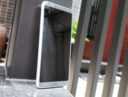 Điện thoại LG G6 Likenew - Zin 100% tặng sạc cáp và que chọc sim