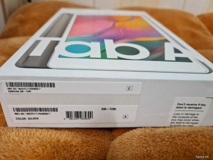 CẦN THANH LÝ GẤP 2 MTB SAMSUNG TAB A 8" GIÁ RẺ