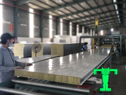 Tấm tôn panel là gì?