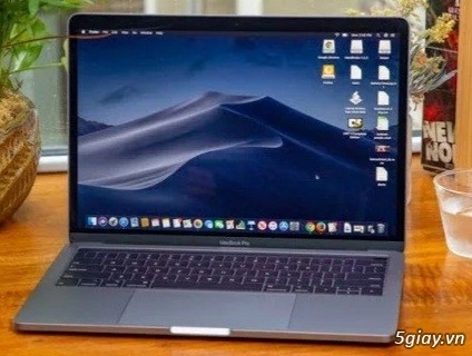 Macbook Pro Touch Bar 13 inch 2019