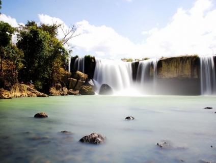 Thác Dray Sap điểm du lịch còn hoang sơ của Tây Nguyên