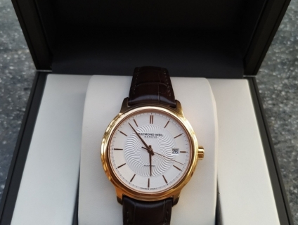 Cần Bán: Raymond Weil Maestro 2237-PC5-65001