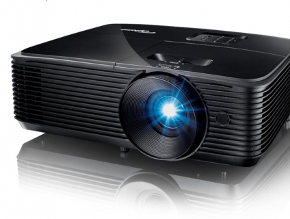 Máy chiếu trải nghiệm hình ảnh thực tế hơn, tiết kiệm hơn