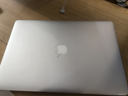Bán MacBook Pro 2013 15inch i7 chạy siêu nhanh