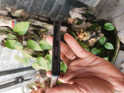 Samsung Galaxy Note 9  màu đen chip 845 USA 6/128 cực đẹp dán full 99%
