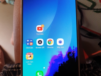 xác ss note5 bị cấn màn ,chạy bình thường