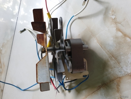 Dư dùng cần bán lược chải giàn nóng lạnh máy lạnh,quạt,motor
