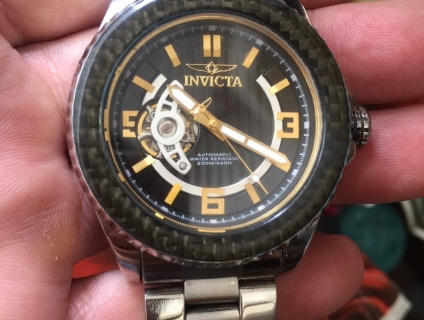 Đồng hồ INVICTA No.15600 tự động, hàng Mỹ chính hãng