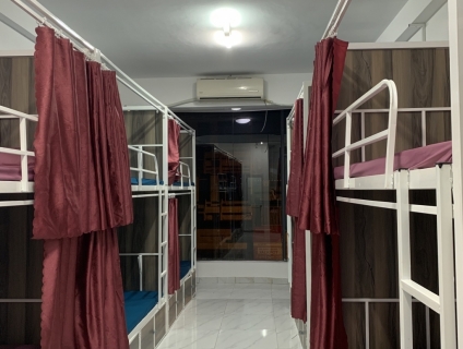 Ký túc xá kế bên Cao đẳng Sư Phạm, Đại Học Kinh Tế, Dự Bị - Q.5
