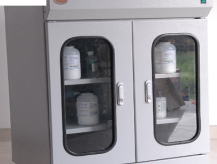 Tủ đựng hóa chất có lọc hấp thu hóa chất loại mini