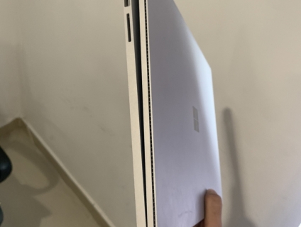 Surface Book 3 15" I7/16/256 GTX 1650 cũ dùng lướt 99,9% đẹp keng