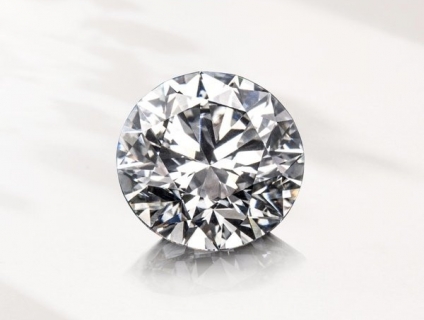 Có nên mua diamond Tierra hay không? Địa chỉ mua kim cương cho người n