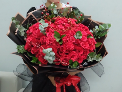 Những mẫu hoa sinh nhật tháng 7