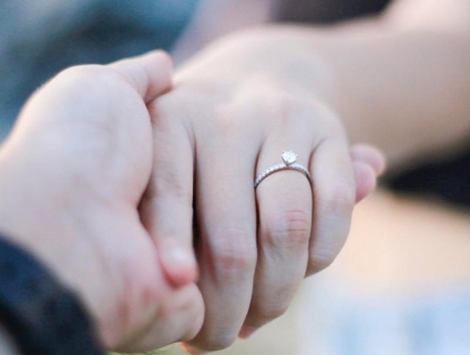 Nhẫn cưới kim cương - Khẳng định tình yêu đôi ta là duy nhất và mãi mã