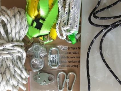 Bộ thiết bị đu dây lăn sơn, chống thấm mặt ngoài