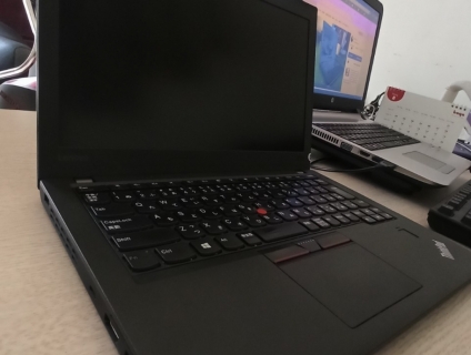Thinkpad X270 - 7300u Ram 8G, SSD 128GB SamSung