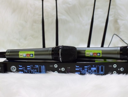 Micro Shure hát Karaoke có hay không?