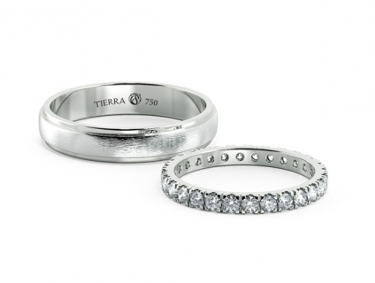 Nhẫn cặp vàng trắng - Biểu tượng tình yêu của giới trẻ hiện đại