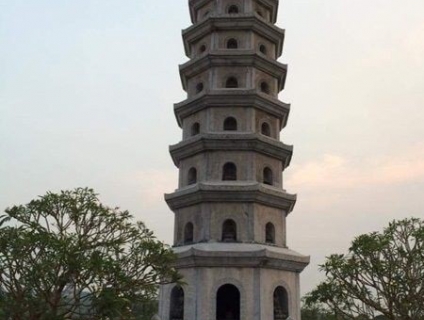 hải dương +711 bảo tháp đẹp nhất bằng đá