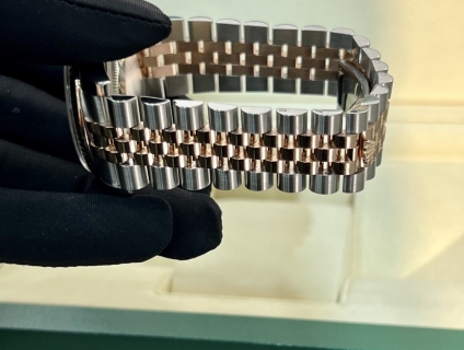 •••RL 6 Số 116231 demi vàng hồng 18k mặt số vi tính trắng tuyệt đẹp -