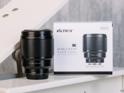 máy ảnh Fuji xs10 + lens vitrox 85 f1.8