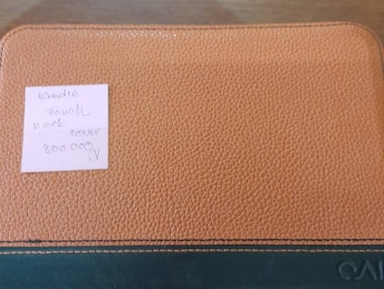 2 máy Kindle Touch kèm Cover hoạt động tốt - Máy đẹp