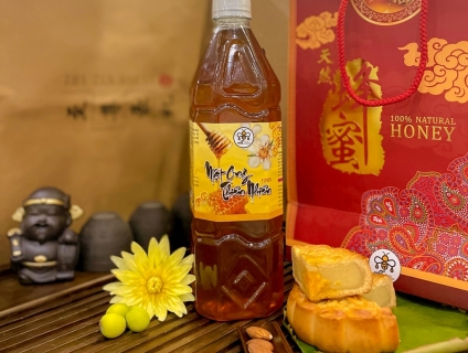 Mật ong hoa Nhãn Thuyên Phong Mật 1.200g