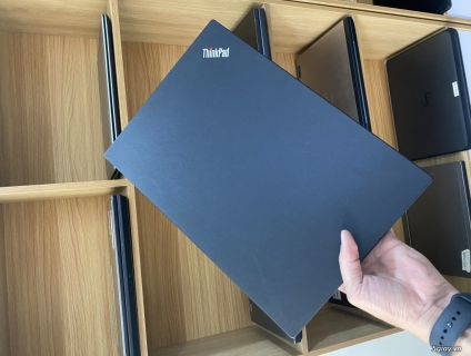 Máy tính đồng bộ thương hiệu Việt Nam FPT Elead