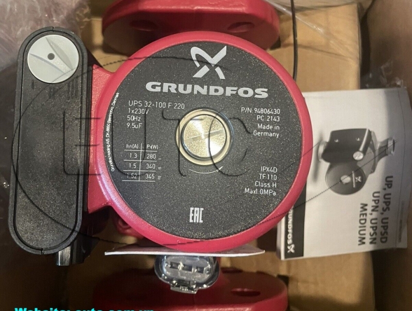 Máy bơm tuần hoàn UPS Grundfos
