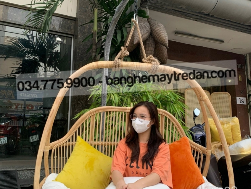 Xích đu mây trang tri nội thất Tropical