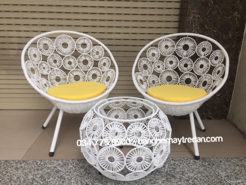 Ghế đồng tiền nhựa giả mây