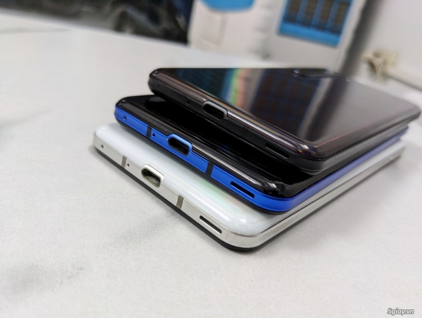 Sharp Aqous R5G: Chỉ 3 Triệu Có Snapdragon 865, 12GB RAM