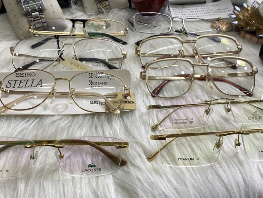 7 lý do nên chọng gọng kính titan siêu nhẹ