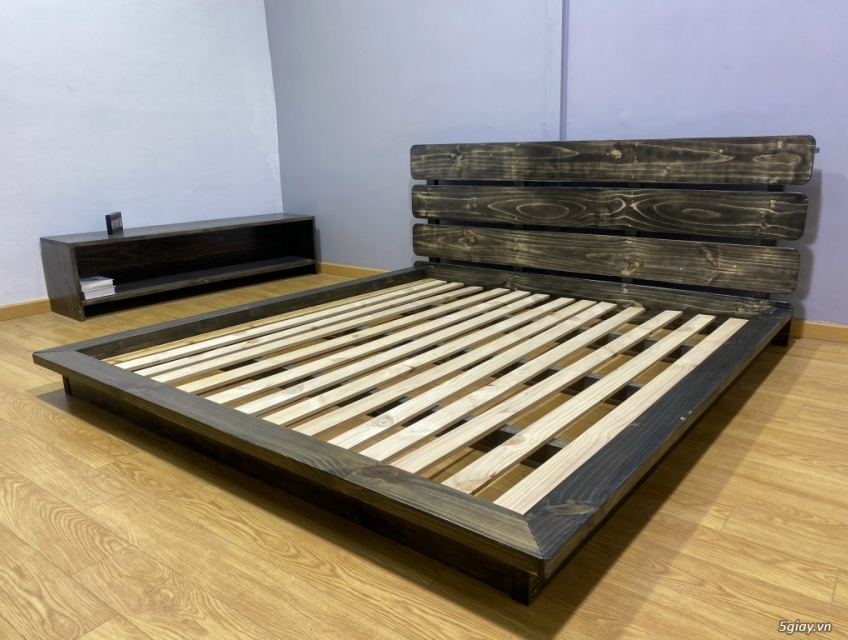 Giường gỗ thông đủ kích thước nâu,be,đen mới 100%