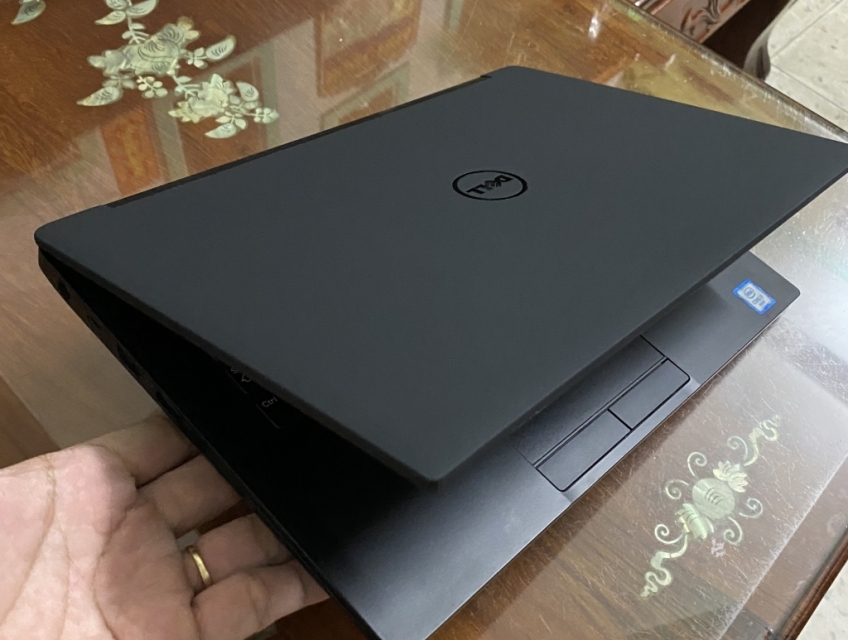 Dell latitude E7280 E7270 E7290 i5, i7 nhỏ gọn sang chảnh, bao giá sg